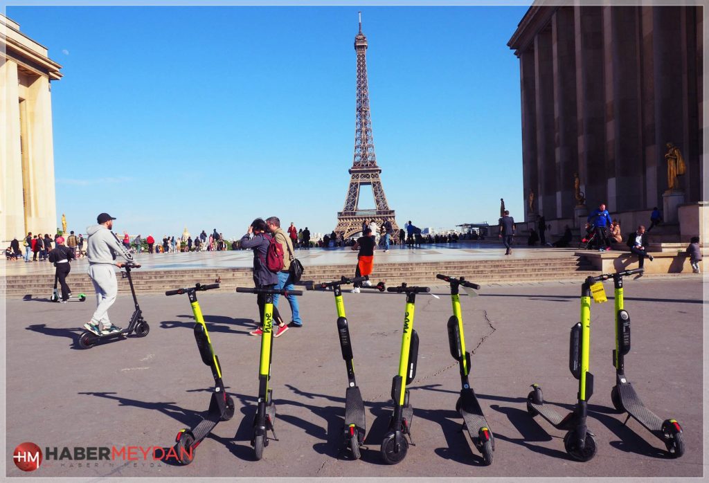 paris scooter 1