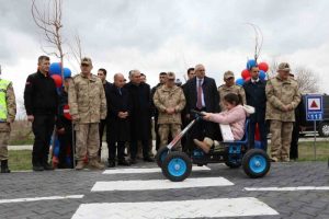 Musta Orgeneral Arif Cetin adinin verildigi trafik egitim parkinin acilisini yapti1 Habermeydan