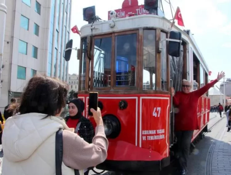 istiklal caddesi habermeydan