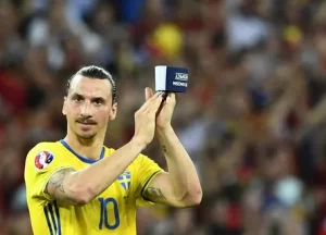 futbol kariyerini noktalayan zlatan ibrahimovic kimdir4 habermeydan