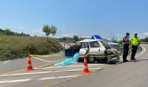 sinop ta refuje carpan otomobilin surucusu hayatini kaybetti1 habermeydan