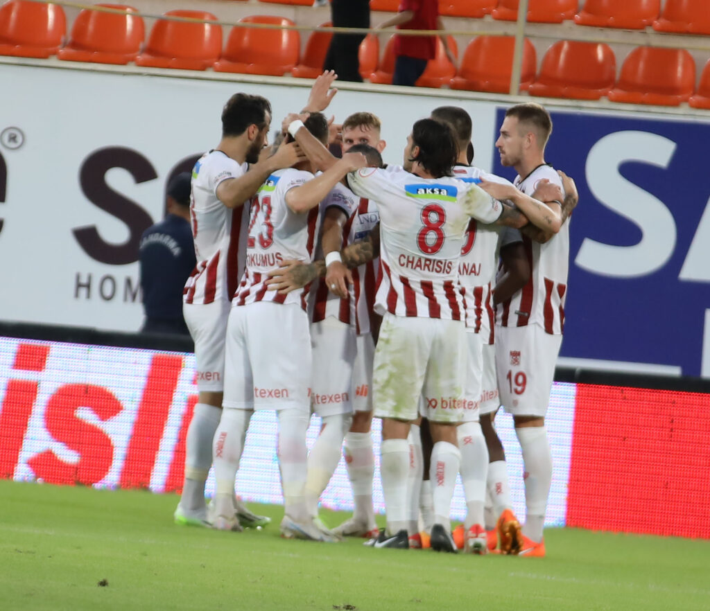 sivasspor deplasmanda uzatmalarda kazandi habermeydan