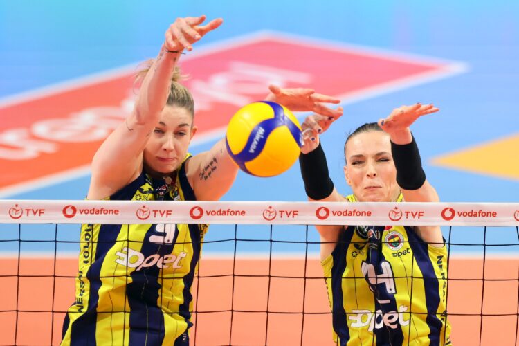 fenerbahce opet vakifbank in yenilmezliini bitirdi habermeydan