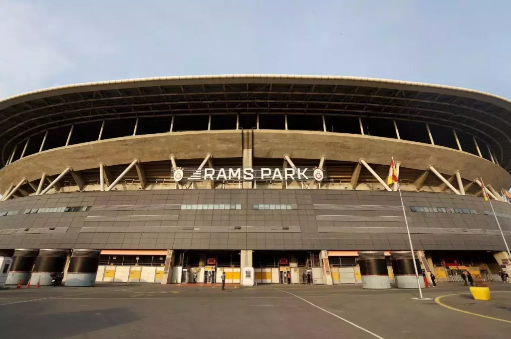 galatasaray stad habermeydan