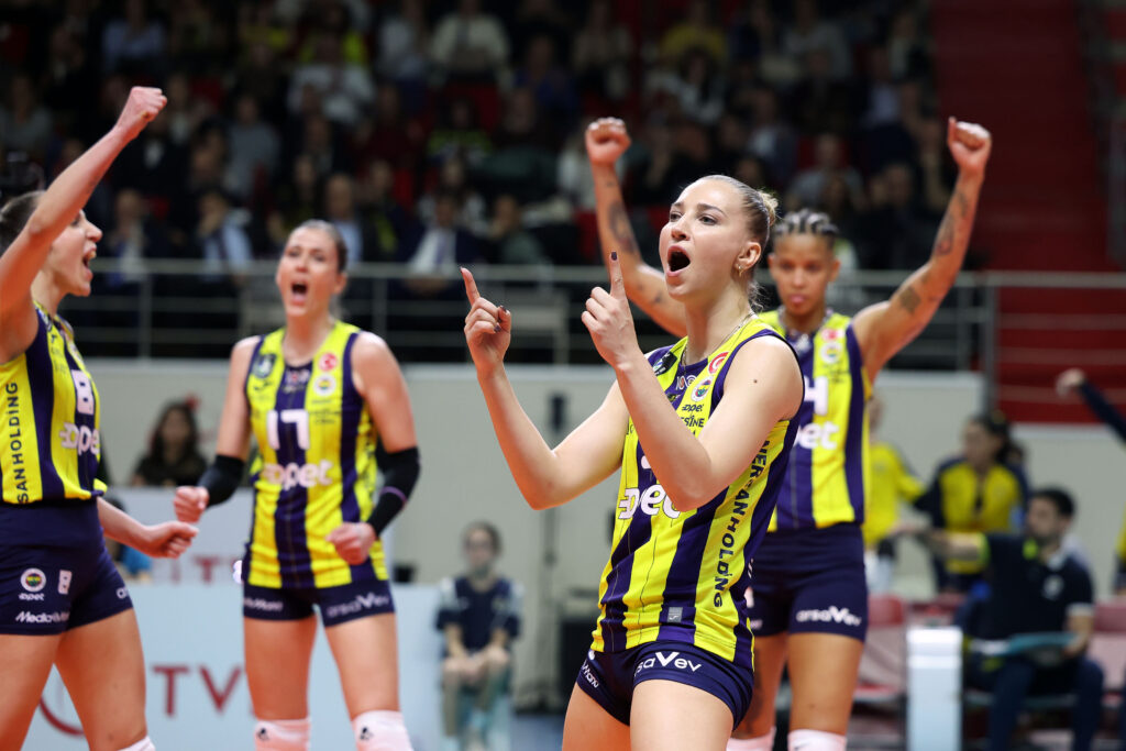 fenerbahce opet yari finalde habermeydan