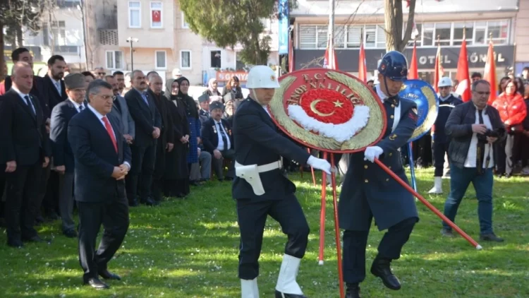 sinop ta 18 mart canakkale sehitleri anildi habermeydan