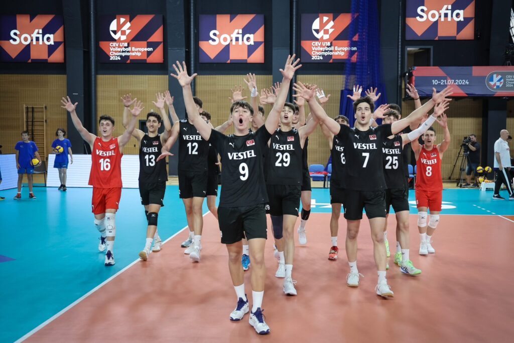 u18 erkek milli voleybol takimi bulgaristan i rahat gecti habermeydan