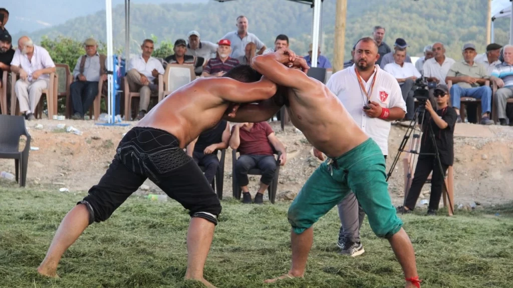 sinop gerze de abdaloglu koyu 3 karakucak guresleri duzenlendi habermeydan