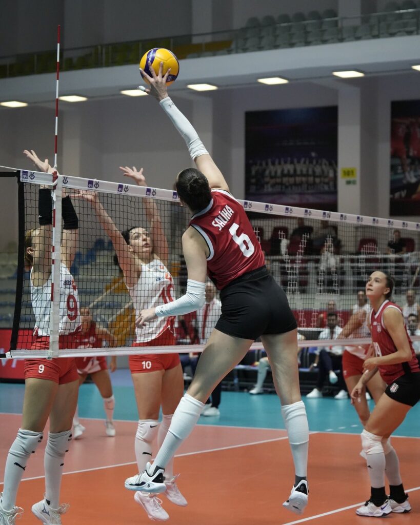 besiktas kupa voley de ceyrek finale yukseldi habermeydan