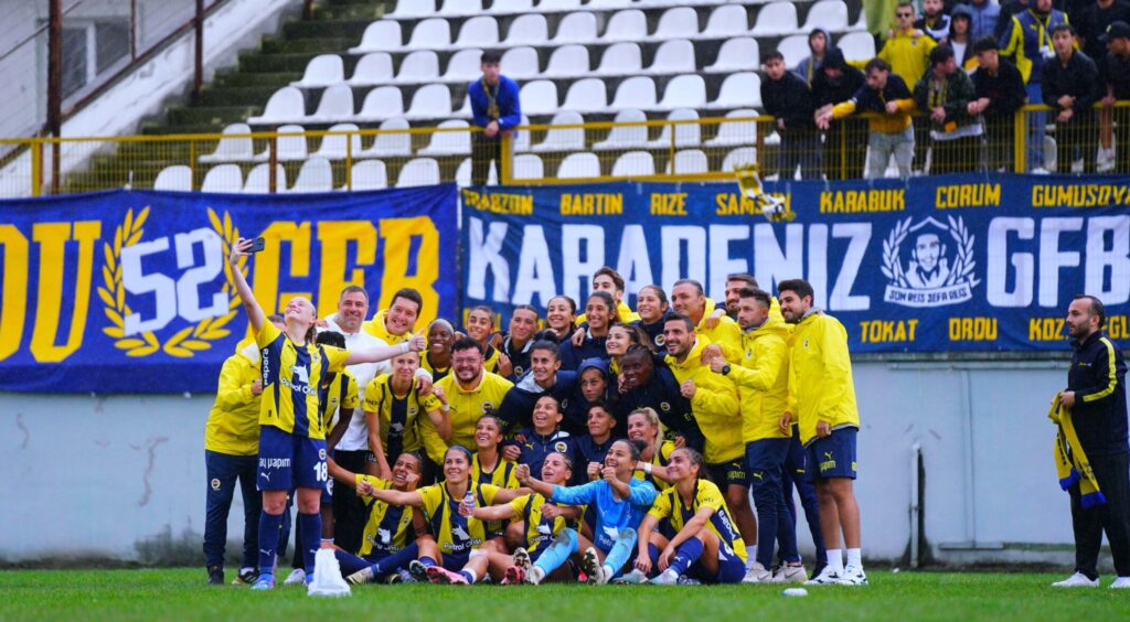 fenerbahce petrol ofisi deplasmanda farkli kazandi habermeydan scaled e1727021297482