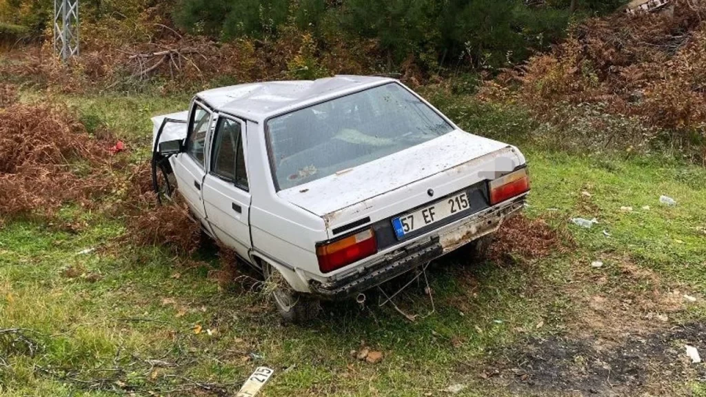 sinop ta kopege carpmamak icin kaza yapti 3 yarali habermeydan