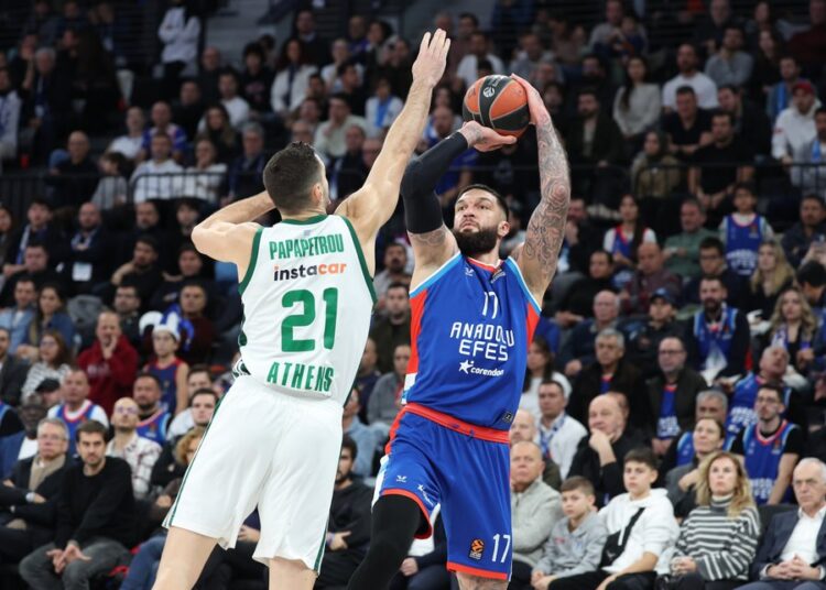 anadolu efes panathinaikos u cok farkli devirdi habermeydan