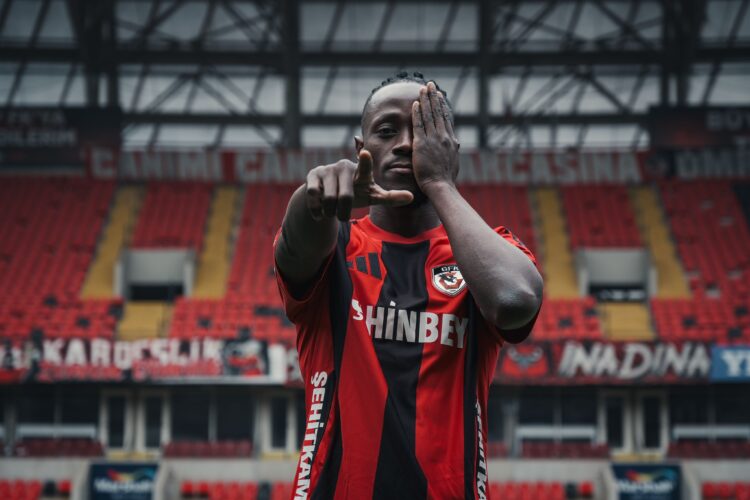 gaziantep fk emmanuel boateng i kadrosuna katti habermeydan