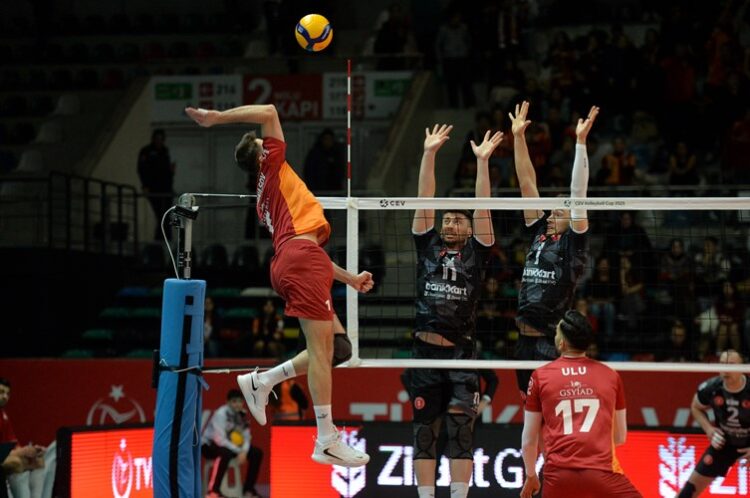 ziraat bankkart cev cup ta play off turuna yukseldi habermeydan