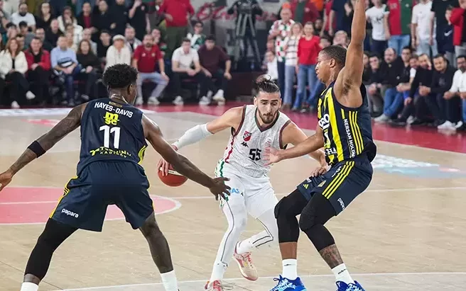 fenerbahce beko karsiyaka deplasmaninda farkli kazandi habermeydan e1736107603661