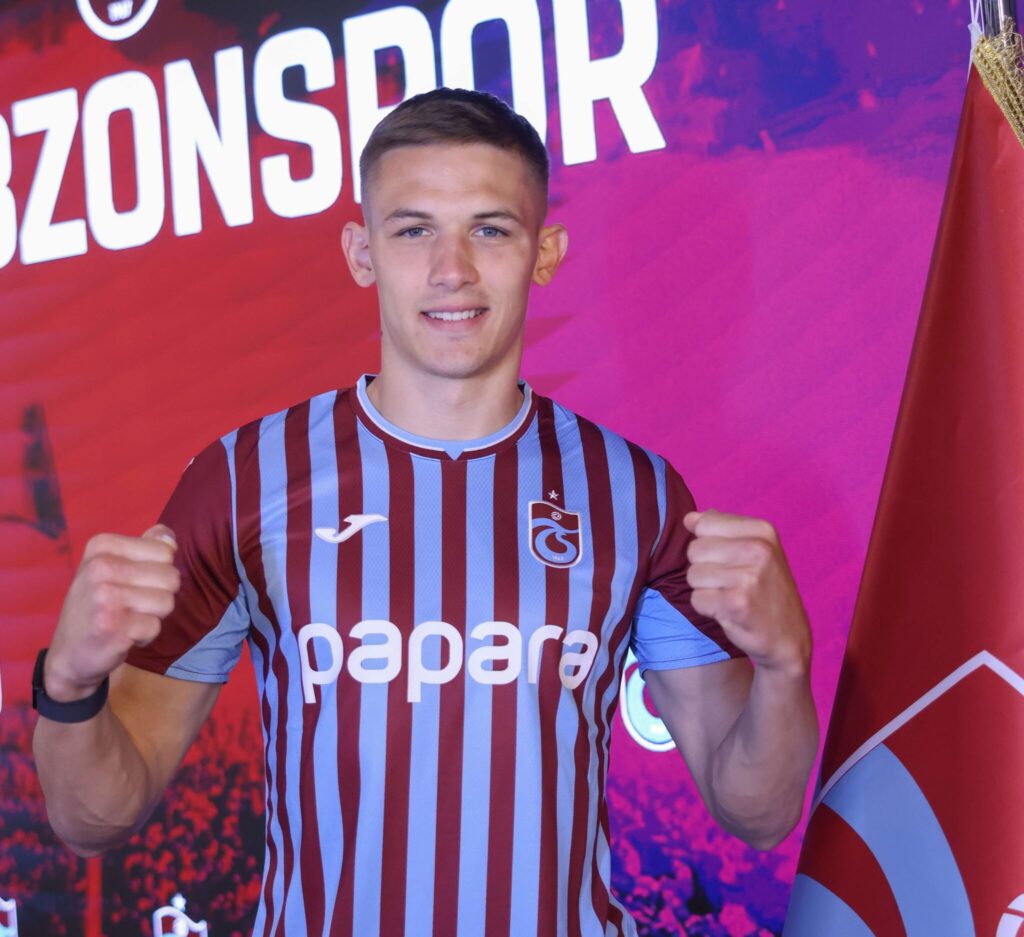 trabzonspor danylo sikan i resmen acikladi habermeydan 1 scaled e1737637582203