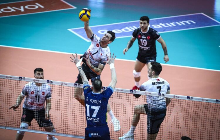 arkas spor kupa voley de yari finale yukseldi habermeydan