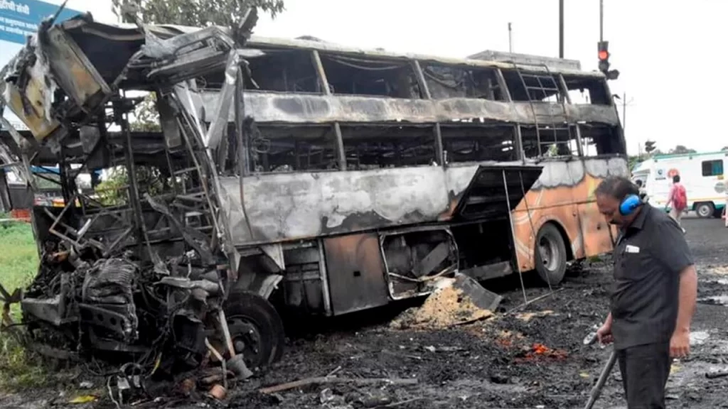 meksikada otobus kazasi habermeydan