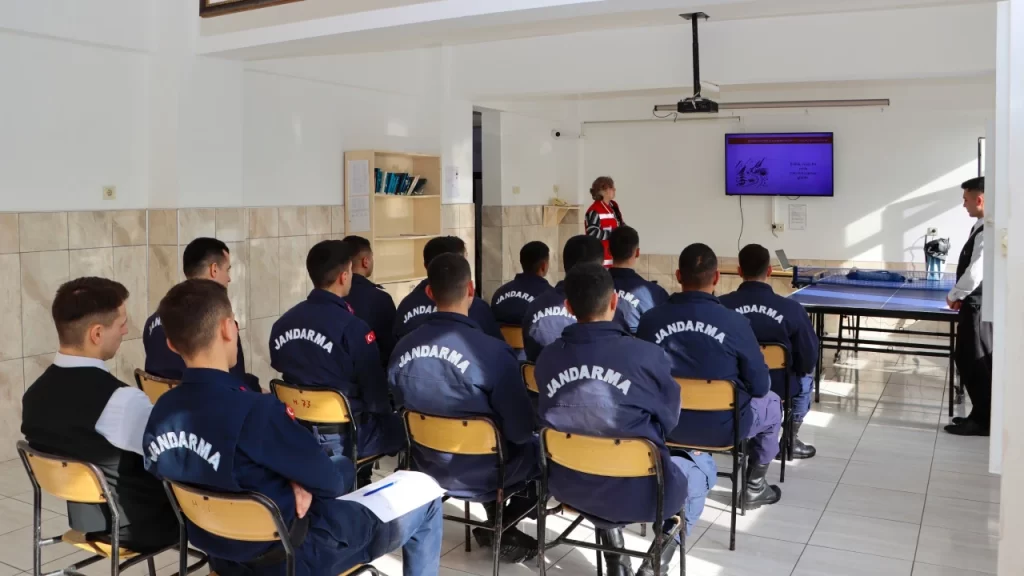 sinop ta askerlere evlilik oncesi bilinclendirme semineri duzenlendi habermeydan