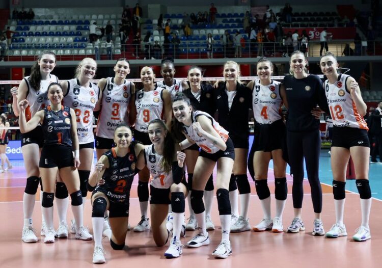 eczacibasi dynavit galatasaray i set vermeden gecti habermeydan e1742151832163